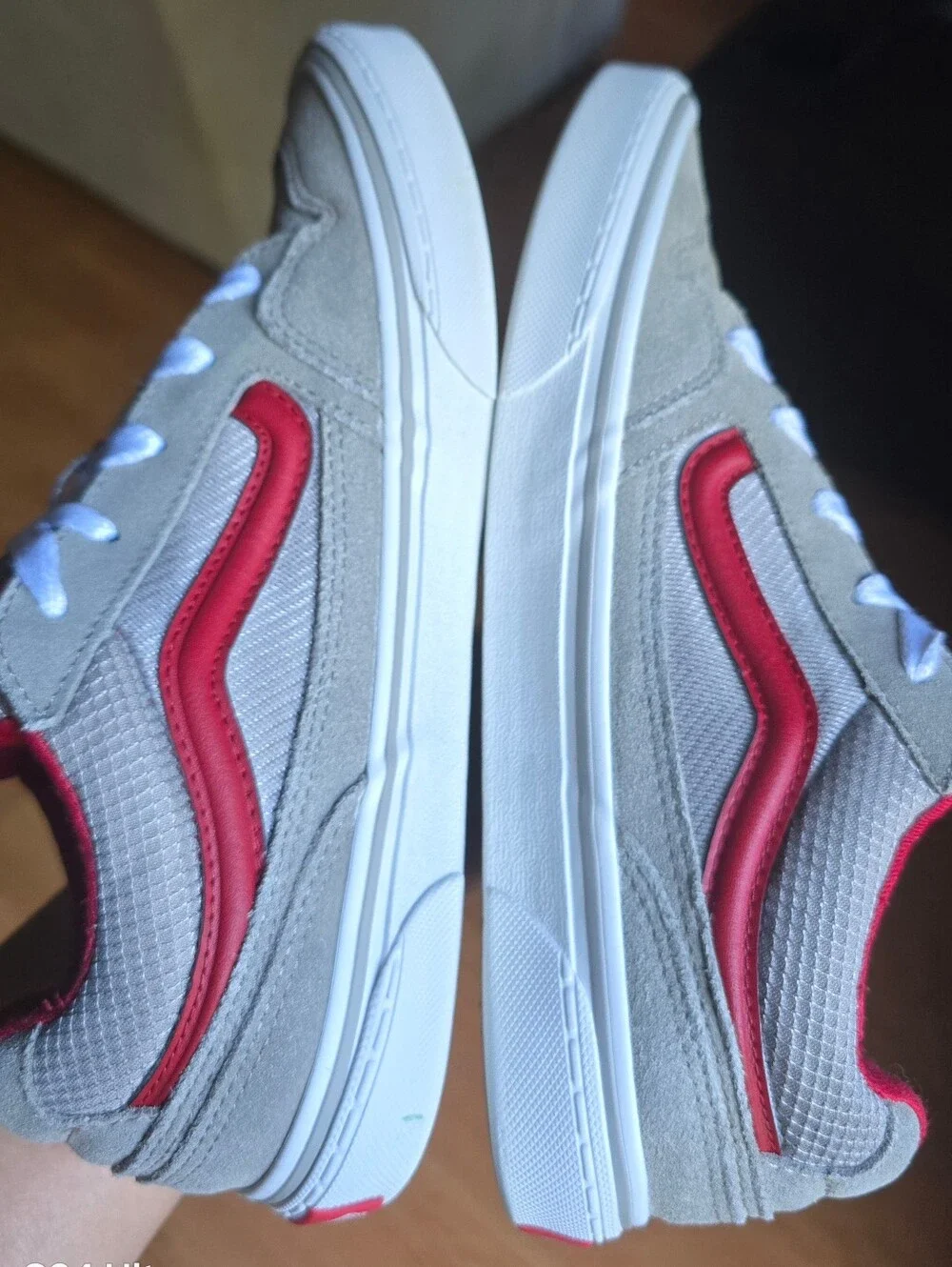 Sz 7 Big Kids VANS CALDRONE 'Charcoal/Red' Suede/Mesh
